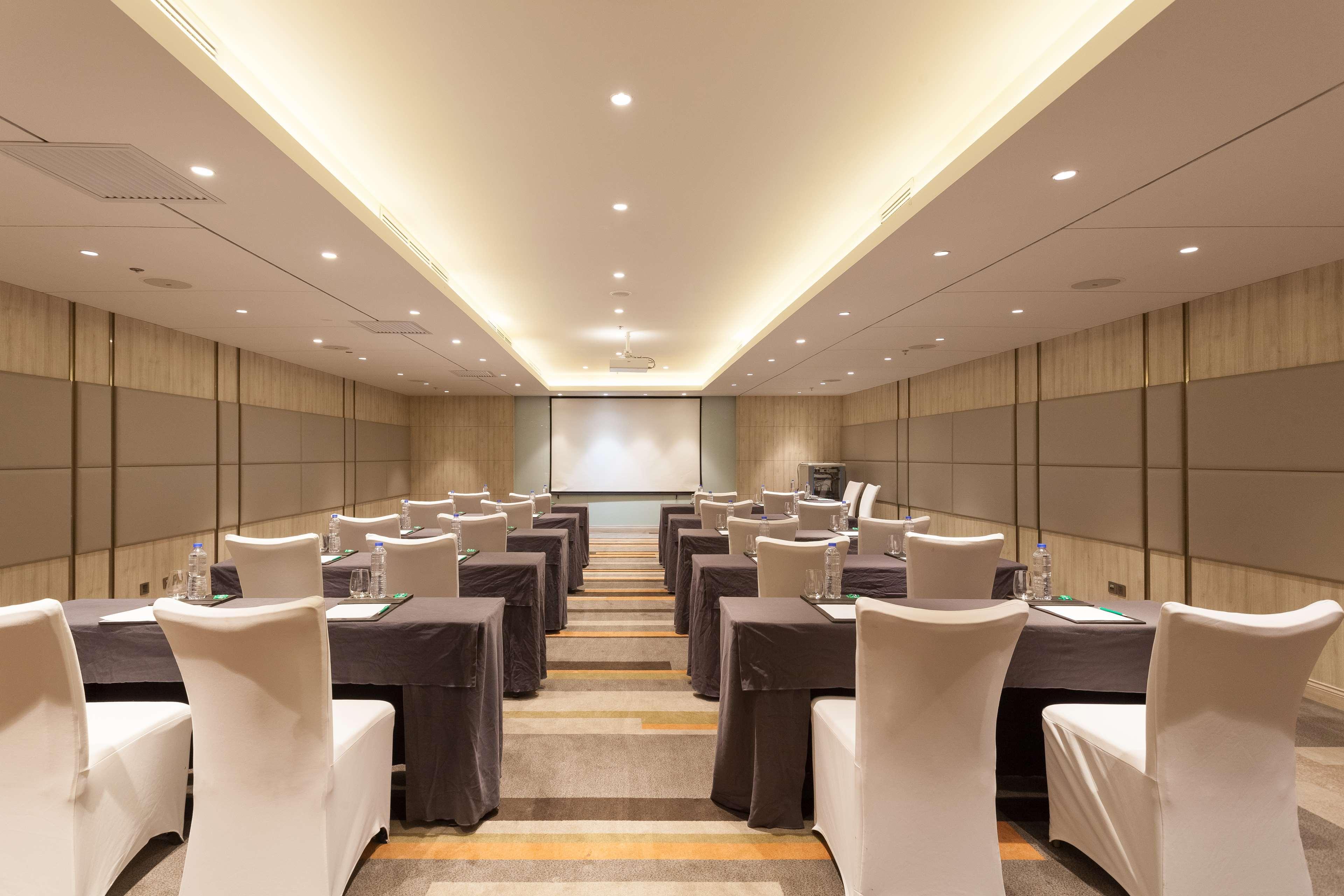 Radisson Exhibition Center Sanghaj Kültér fotó